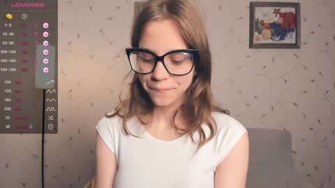 Snapshot of cutefluffy chatting on 09-28-25, 08:14 Melisa online show from 09-28-25, 08:14