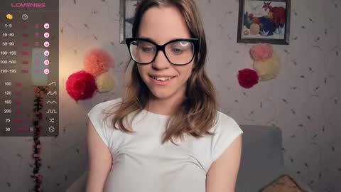 Snapshot of cutefluffy chatting on 10-02-25, 07:54 Melisa online show from 10-02-25, 07:54