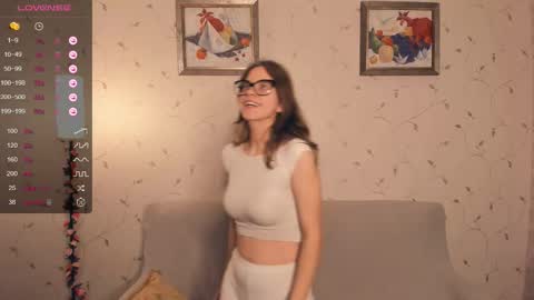 Snapshot of cutefluffy chatting on 11-05-25, 08:20 Melisa online show from 11-05-25, 08:20