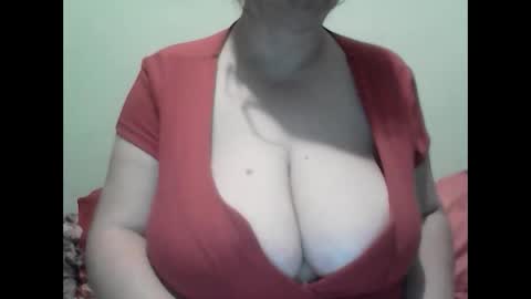 Jessy online show from 12-13-24, 03:38
