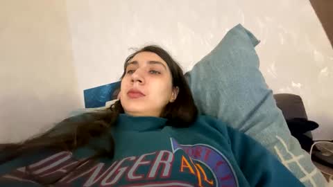 Snapshot of cutekattie chatting on 01-15-25, 11:21 cutekattie online show from 01-15-25, 11:21