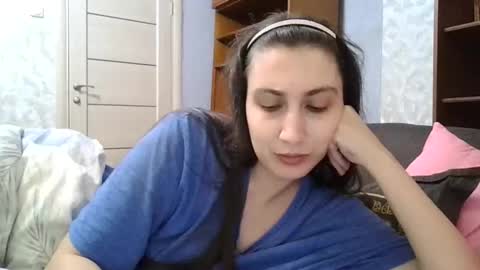 Snapshot of cutekattie chatting on 11-21-25, 01:32 cutekattie online show from 11-21-25, 01:32