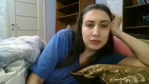 Snapshot of cutekattie chatting on 11-25-25, 02:00 cutekattie online show from 11-25-25, 02:00