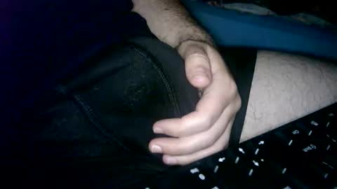 Snapshot of cuteman88 chatting on 06-07-26, 08:45 Cuteman online show from 06-07-26, 08:45