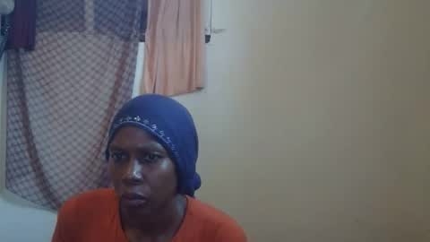 Snapshot of cutemir chatting on 10-21-25, 01:45 cutemir online show from 10-21-25, 01:45