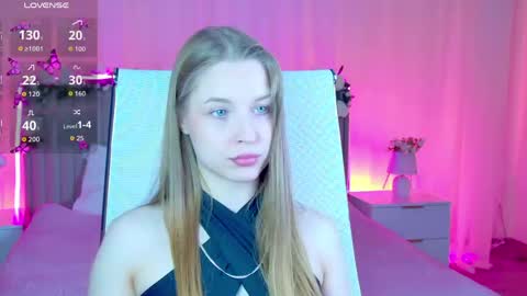 Rina online show from 04-28-26, 08:19