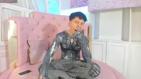 cutenaked_ online show from 12-19-25, 11:39