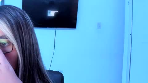 cutesamantha_ online show from 06-09-26, 11:27