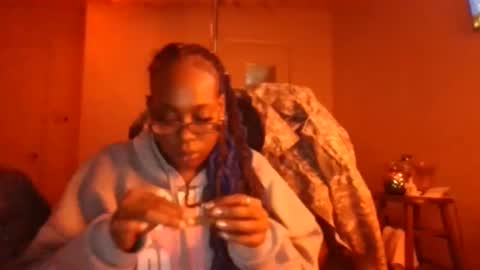 mary mack online show from 02-19-25, 08:12