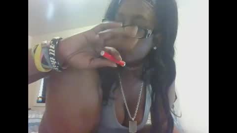 mary mack online show from 11-08-25, 06:18