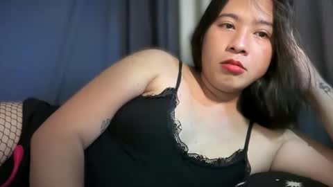 cute online show from 04-27-26, 05:27