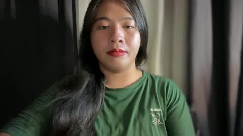 cute online show from 04-30-26, 05:14
