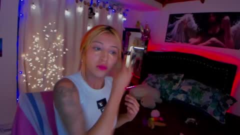 cuteweed420 online show from 01-16-25, 05:53