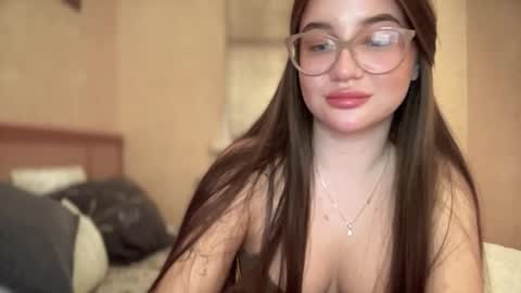 CuteAnn online show from 11-21-25, 08:18