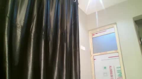 Snapshot of cutezia12 chatting on 10-22-25, 02:56 Zia online show from 10-22-25, 02:56