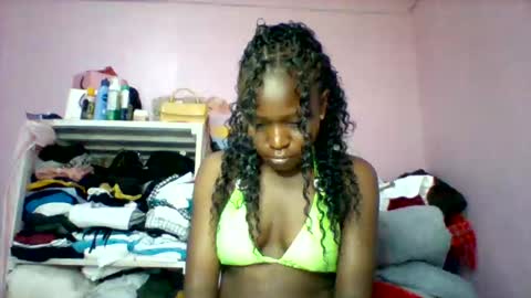 cutezola online show from 09-09-25, 06:46