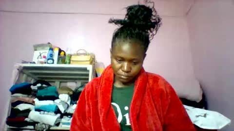 cutezola online show from 09-21-25, 03:30