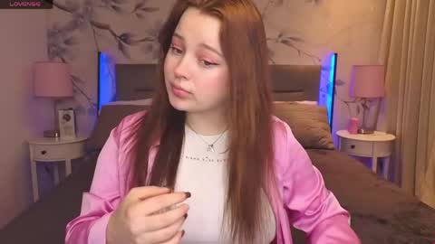 Nika  online show from 04-28-26, 08:03