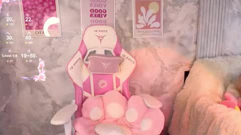 Snapshot of cutie_angels chatting on 09-20-25, 04:13 HelloMy name Eva online show from 09-20-25, 04:13