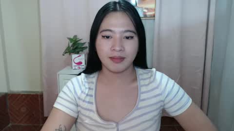 Snapshot of cutie_asianwoman chatting on 12-21-24, 07:56 cutie_asianwoman online show from 12-21-24, 07:56
