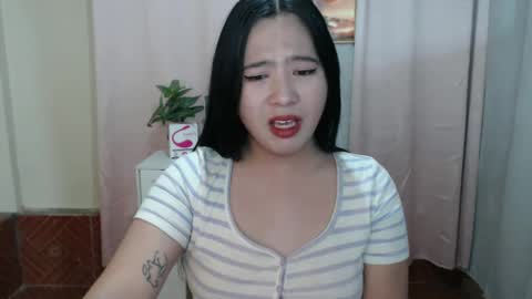 Snapshot of cutie_asianwoman chatting on 12-22-24, 02:39 cutie_asianwoman online show from 12-22-24, 02:39