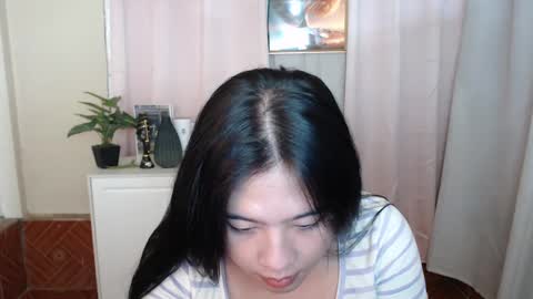 Snapshot of cutie_asianwoman chatting on 01-30-25, 11:45 cutie_asianwoman online show from 01-30-25, 11:45