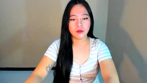 Snapshot of cutie_asianwoman chatting on 02-17-25, 10:14 cutie_asianwoman online show from 02-17-25, 10:14