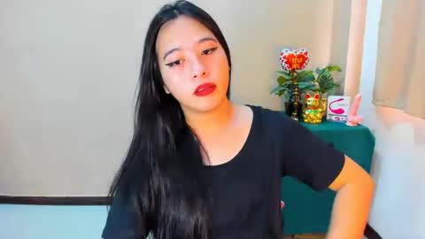 Snapshot of cutie_asianwoman chatting on 09-23-25, 05:43 cutie_asianwoman online show from 09-23-25, 05:43