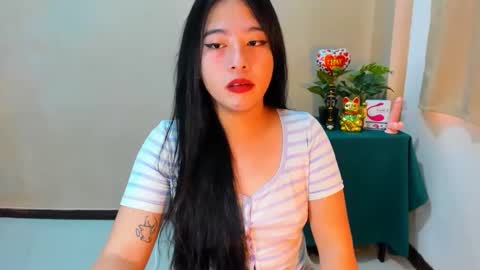 Snapshot of cutie_asianwoman chatting on 09-25-25, 06:50 cutie_asianwoman online show from 09-25-25, 06:50