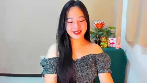 Snapshot of cutie_asianwoman chatting on 10-04-25, 07:50 cutie_asianwoman online show from 10-04-25, 07:50