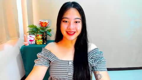 Snapshot of cutie_asianwoman chatting on 10-12-25, 06:45 cutie_asianwoman online show from 10-12-25, 06:45