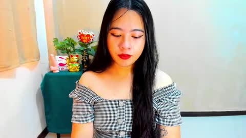 Snapshot of cutie_asianwoman chatting on 10-14-25, 06:58 cutie_asianwoman online show from 10-14-25, 06:58