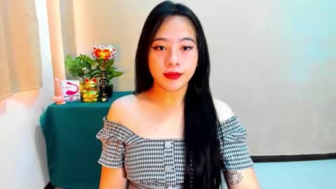 Snapshot of cutie_asianwoman chatting on 10-17-25, 06:49 cutie_asianwoman online show from 10-17-25, 06:49