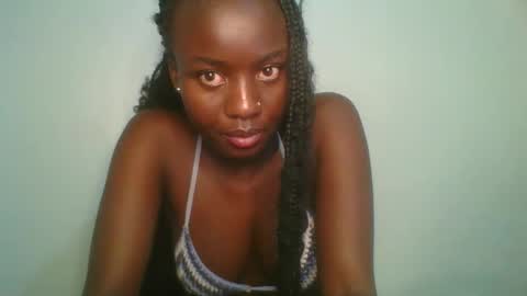 cutie_choco online show from 10-31-25, 03:40