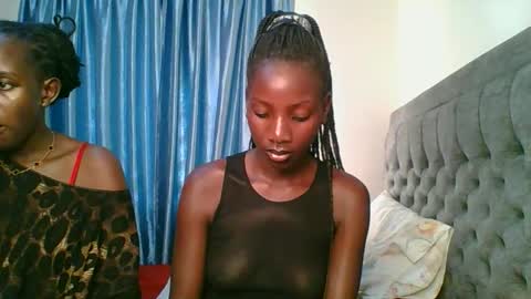 Snapshot of cutie_liqy chatting on 12-05-25, 11:30 Liqy online show from 12-05-25, 11:30
