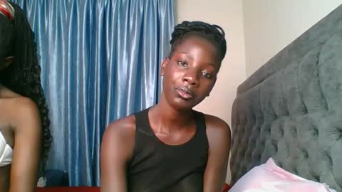 Snapshot of cutie_liqy chatting on 12-13-25, 07:53 Liqy online show from 12-13-25, 07:53