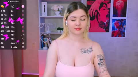 Snapshot of cutie_mili chatting on 01-21-25, 02:05 mili online show from 01-21-25, 02:05