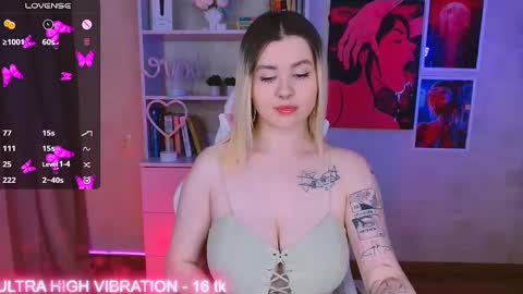Snapshot of cutie_mili chatting on 03-06-25, 10:30 mili online show from 03-06-25, 10:30