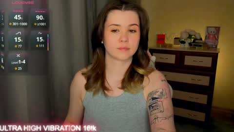 Snapshot of cutie_mili chatting on 04-29-26, 10:41 mili online show from 04-29-26, 10:41