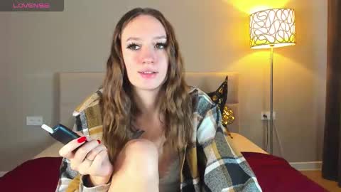 Snapshot of cutie_naughty_girl chatting on 11-08-25, 09:09 Kate online show from 11-08-25, 09:09