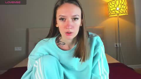 Snapshot of cutie_naughty_girl chatting on 11-13-25, 08:46 Kate online show from 11-13-25, 08:46