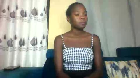 Snapshot of cutie_plush chatting on 03-18-26, 12:19 cutieplush online show from 03-18-26, 12:19