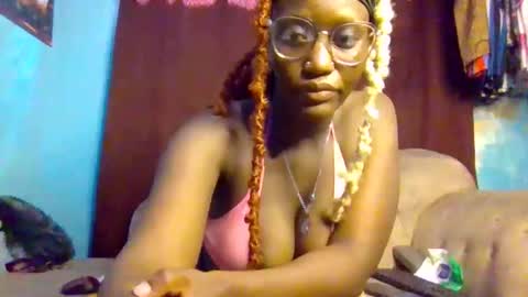 CUTIE online show from 04-06-26, 11:55