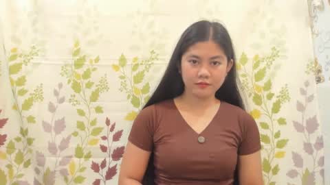 Snapshot of cutieasiantreasure chatting on 01-03-25, 05:50 pinaybeauty online show from 01-03-25, 05:50