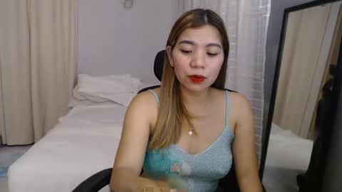 Snapshot of cutiepie3049 chatting on 02-28-25, 11:47 Myra online show from 02-28-25, 11:47