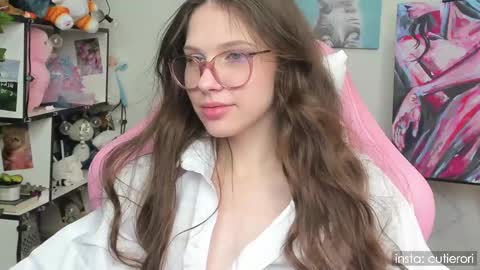 Snapshot of cutierori chatting on 02-26-25, 11:41 Rori Instagram cutierori online show from 02-26-25, 11:41