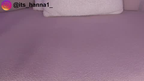Snapshot of cutte_hanna18 chatting on 05-27-26, 01:57 Hannah online show from 05-27-26, 01:57