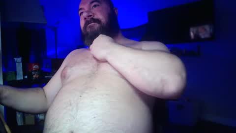 Snapshot of cwbyga chatting on 10-19-25, 03:07 Bubba Bull online show from 10-19-25, 03:07