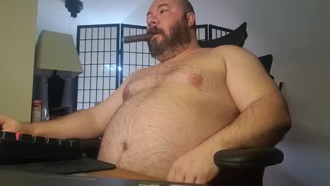 Snapshot of cwbyga chatting on 02-10-26, 08:35 Bubba Bull online show from 02-10-26, 08:35
