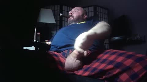 Snapshot of cwbyga chatting on 03-06-26, 04:09 Bubba Bull online show from 03-06-26, 04:09